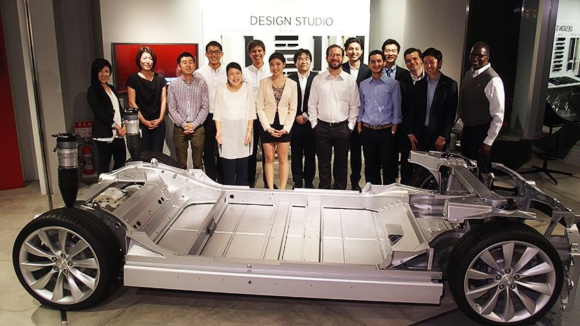 Photo: in front of the Model S' chassis