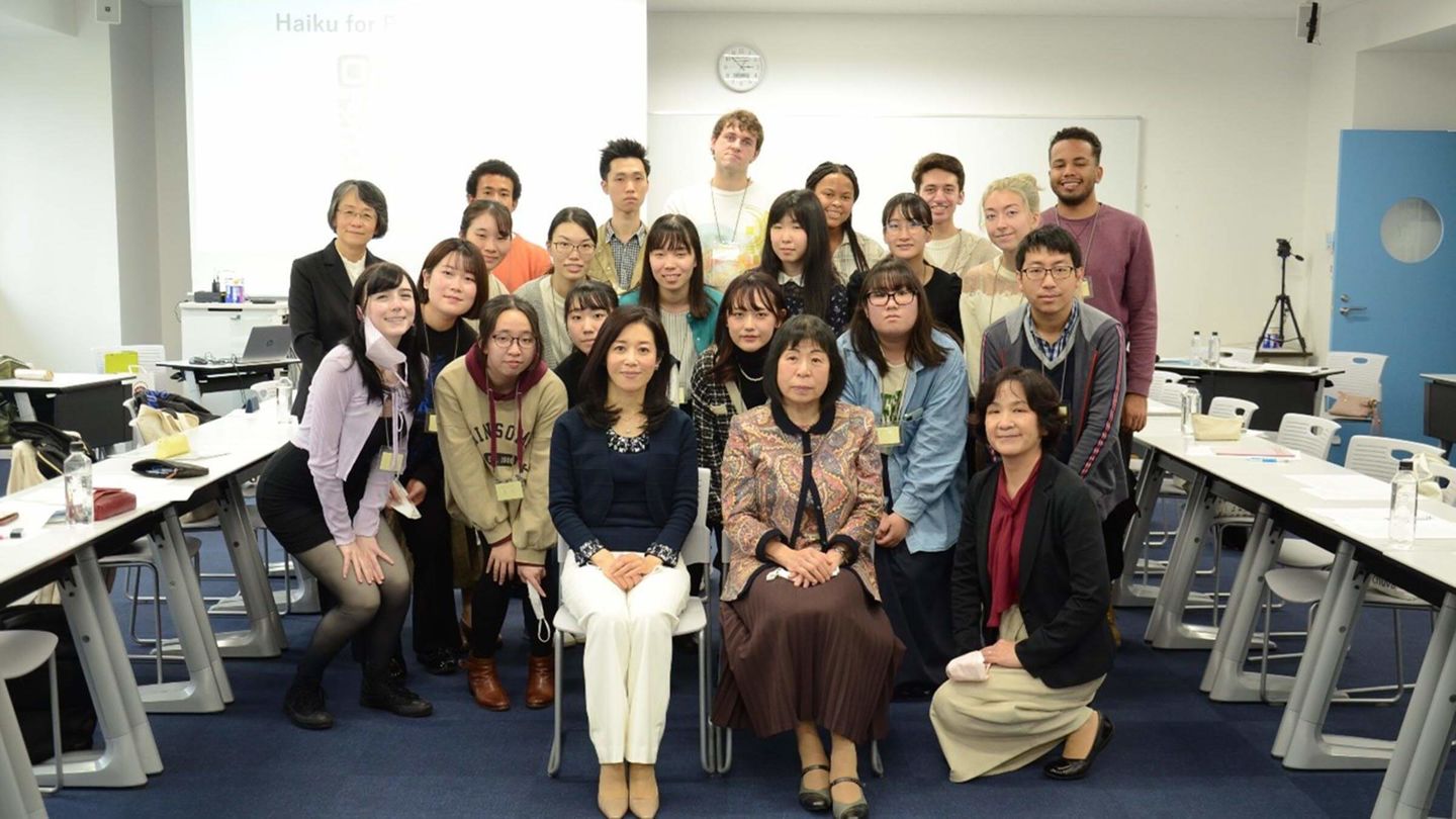 TUJ Students Compose Haiku Poems Featuring Peace in a Joint Event with Showa Women’s University