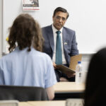 Pakistani Ambassador Visits Temple, Discusses Japan Ties and Global Diplomacy